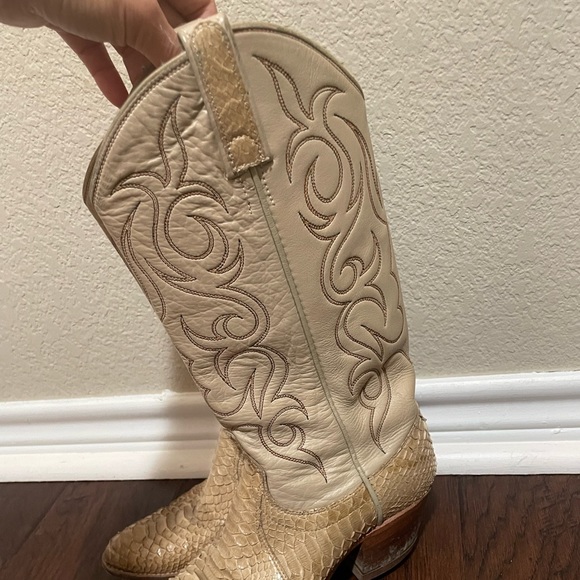RARE Dan Post snakeskin cowboy boots - Picture 10 of 14